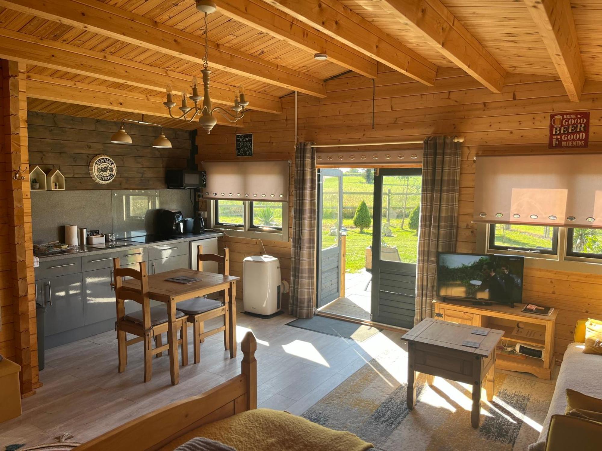 Rife Lodges Arundel Extérieur photo