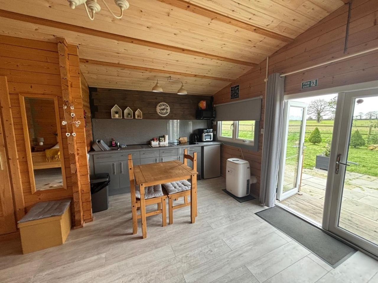 Rife Lodges Arundel Extérieur photo